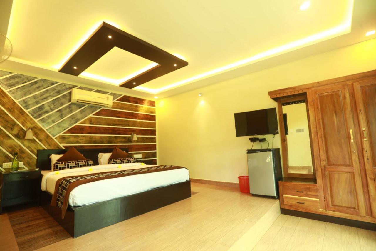 Lara Lake View Resort Thiruvananthapuram Εξωτερικό φωτογραφία
