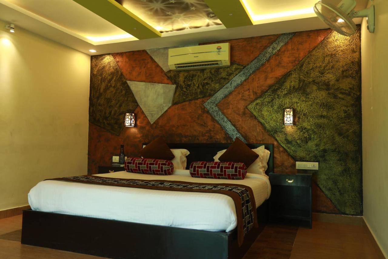 Lara Lake View Resort Thiruvananthapuram Εξωτερικό φωτογραφία
